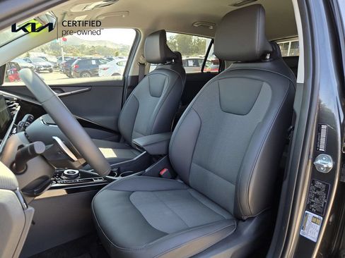 Certified 2024 Kia Niro Wind w/ Wind Preserve Package FWD image 15