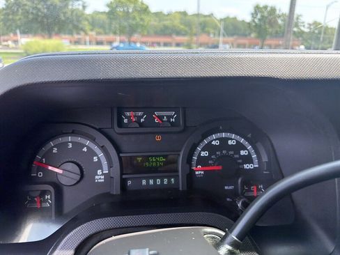 Used 2012 Ford E-150 and Econoline 150 w/ Commercial Cargo Van Pkg RWD image 12