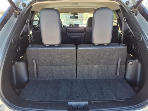 Used 2024 Mitsubishi Outlander SE image 10