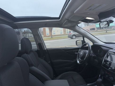 Used 2024 Subaru Forester Premium image 4