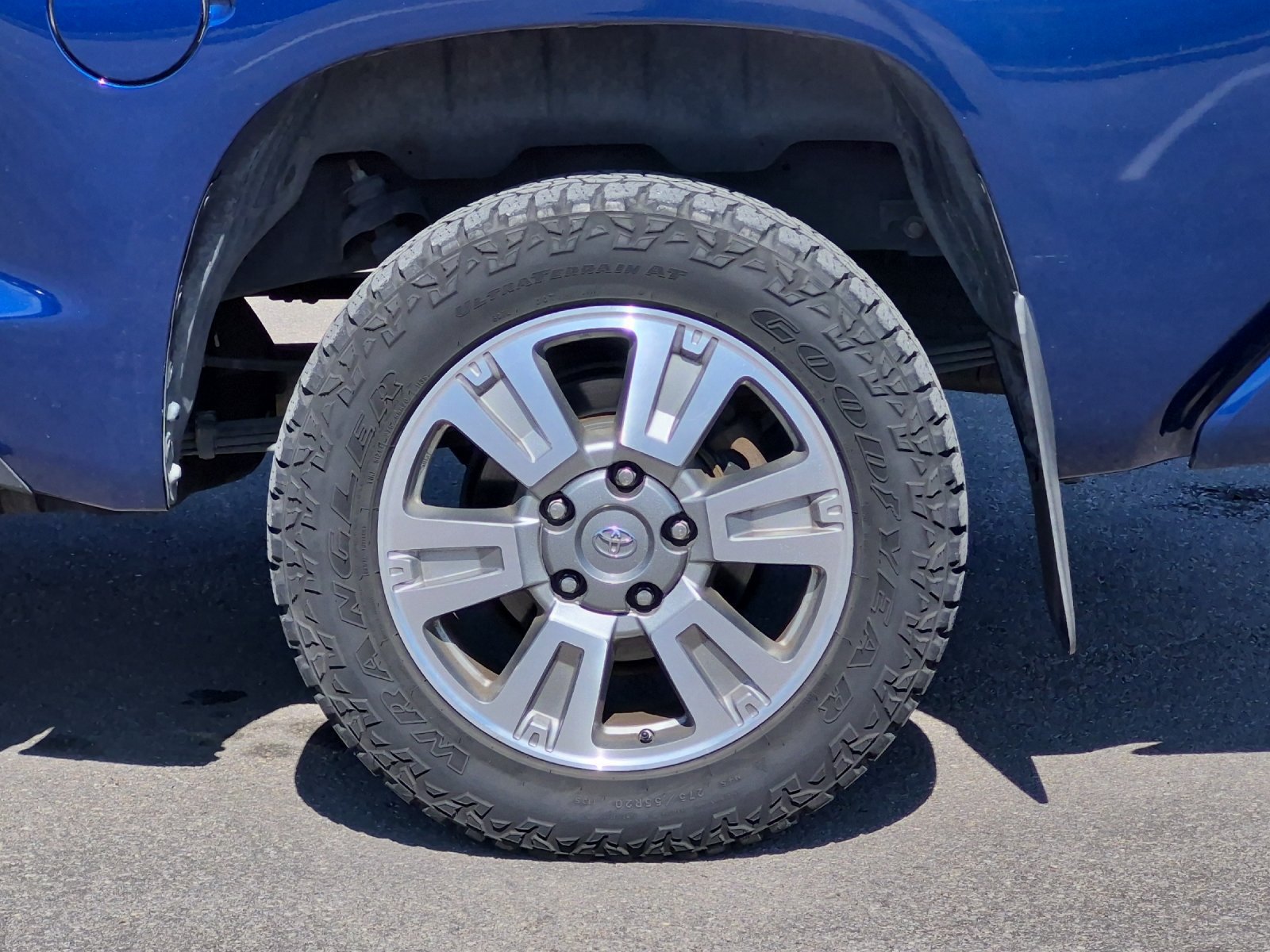 Used 2015 Toyota Tundra Platinum RWD image 23