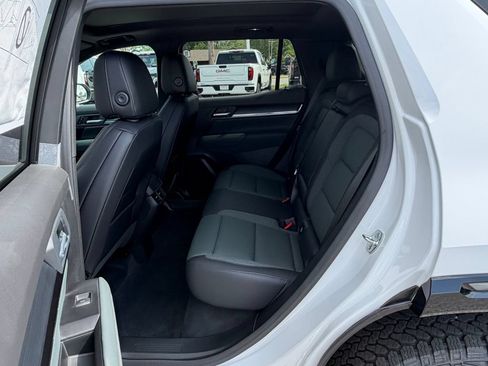 New 2027 GMC Terrain AT4 w/ Convenience Package III AWD/4WD image 20