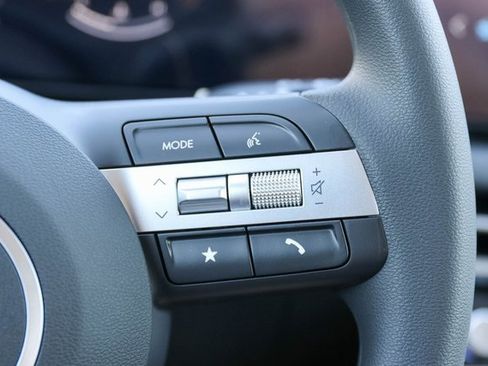 New 2026 Hyundai Tucson SE image 19