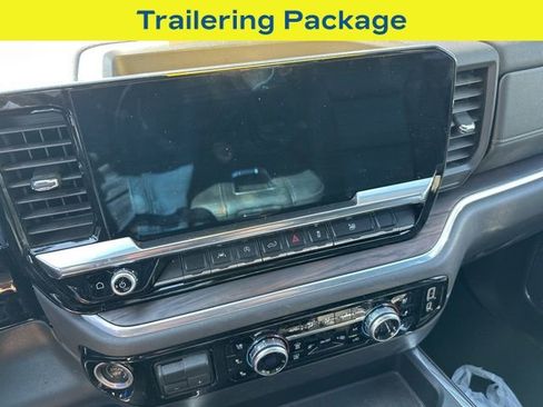 Used 2022 GMC Sierra 1500 SLT w/ SLT Premium Package image 8