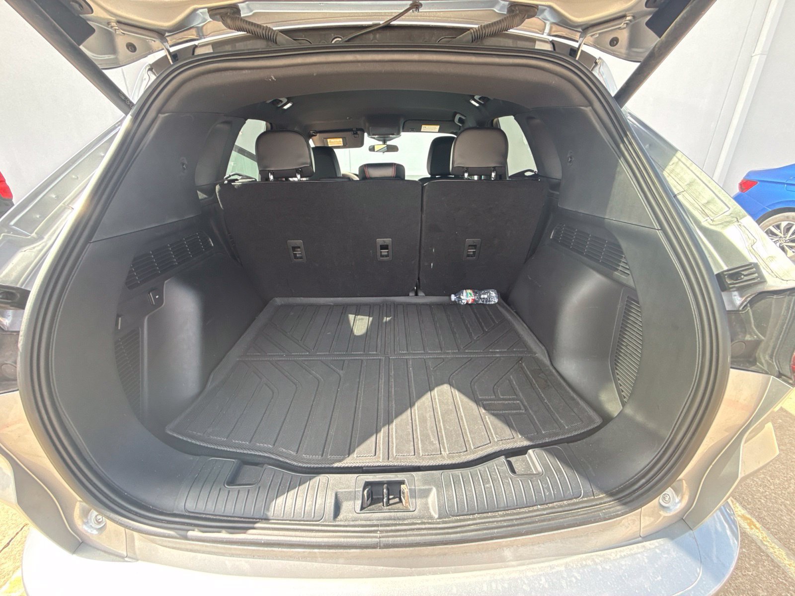 Used 2024 Ford Escape ST-Line w/ Tech Pack #1 FWD image 18