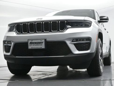 Used 2024 Jeep Grand Cherokee Limited 4xe AWD/4WD image 52