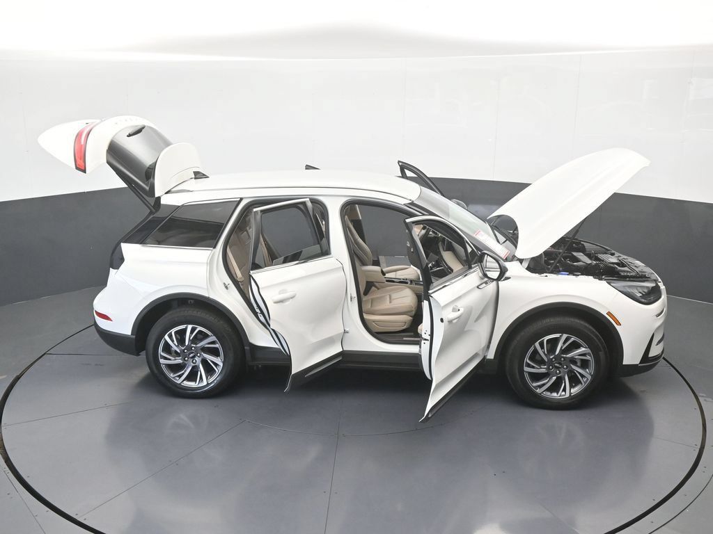 Used 2023 Lincoln Corsair FWD image 71