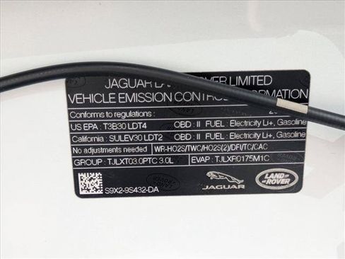 Certified 2026 Land Rover Range Rover Sport Dynamic SE AWD/4WD image 25