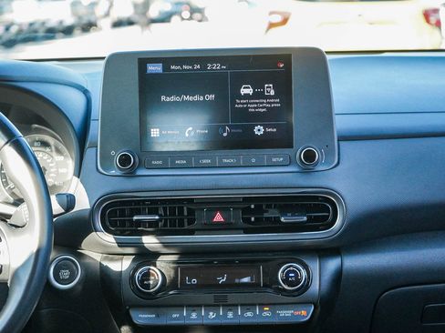 Used 2022 Hyundai Kona SEL w/ Convenience Package image 14