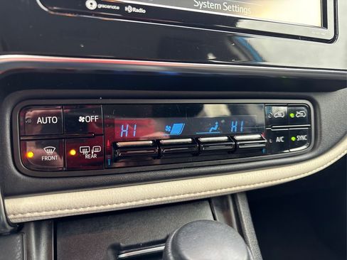 Used 2017 Toyota Corolla iM image 27