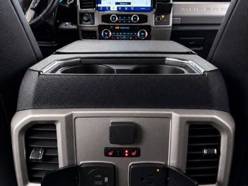 Used 2022 Ford F250 Lariat AWD/4WD image 27