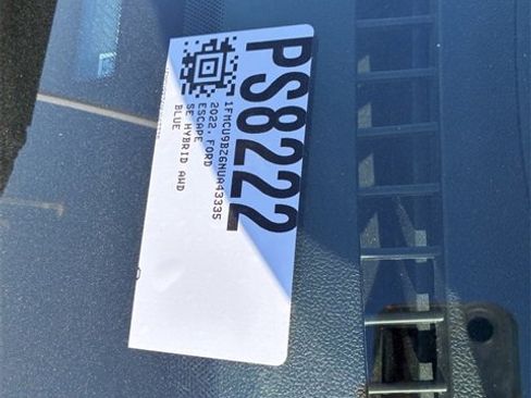 Used 2022 Ford Escape SE image 32