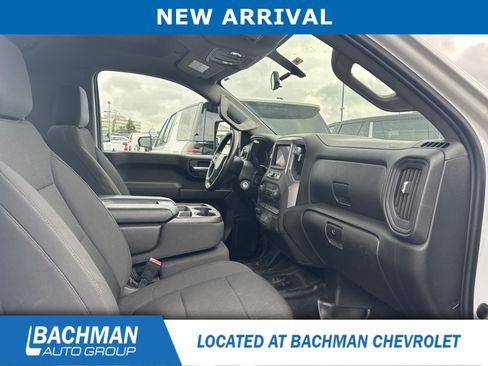 Used 2021 Chevrolet Silverado 2500 W/T w/ WT Convenience Package AWD/4WD image 5