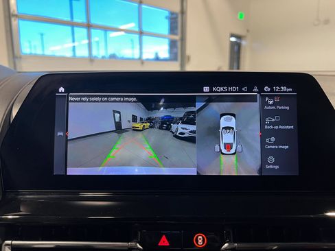 Used 2022 BMW M850i xDrive Coupe w/ Premium Package image 19