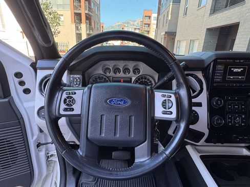 Used 2013 Ford F250 Platinum AWD/4WD image 34