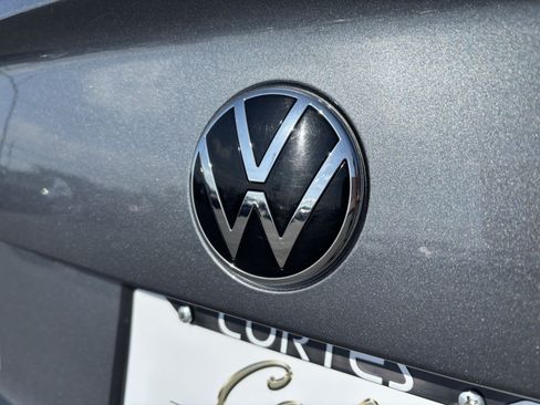 Used 2024 Volkswagen Jetta SE FWD image 11