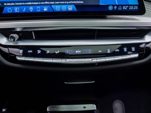 Certified 2025 Cadillac Lyriq Luxury w/ LPO, Floor Liner Package image 34