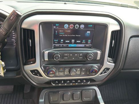Used 2018 GMC Sierra 1500 SLT AWD/4WD image 16