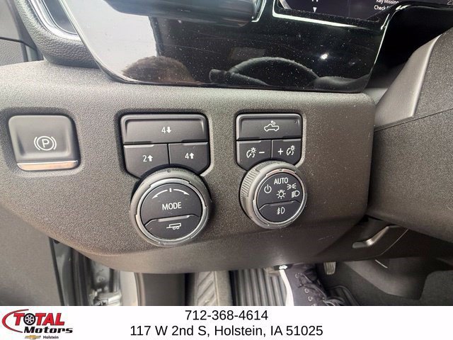 Used 2025 Chevrolet Silverado 2500 LT w/ Convenience Package AWD/4WD image 16
