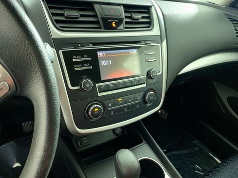 Used 2016 Nissan Altima 2.5 S w/ Power Driver Seat Package image 7