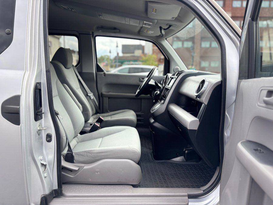 Used 2010 Honda Element EX image 17