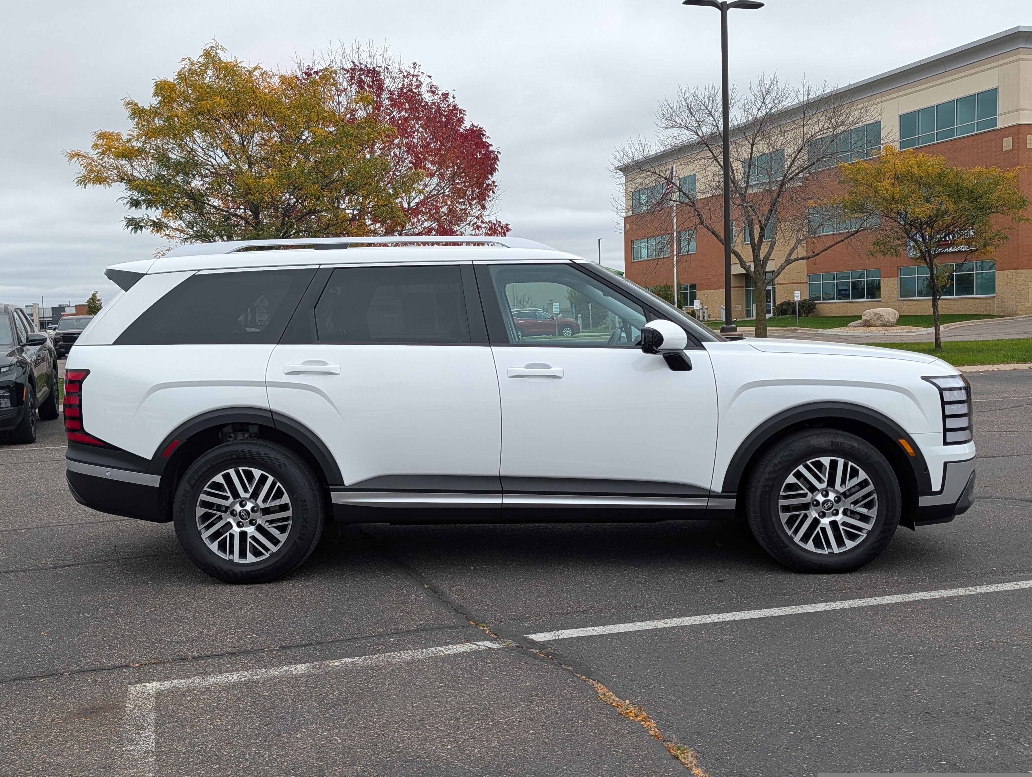 Used 2026 Hyundai Palisade SEL AWD/4WD image 6