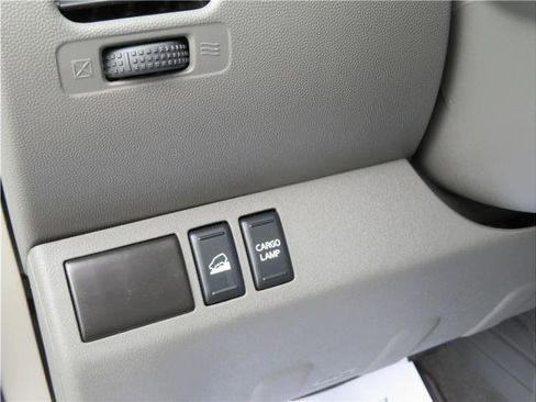 Used 2020 Nissan Frontier S image 10