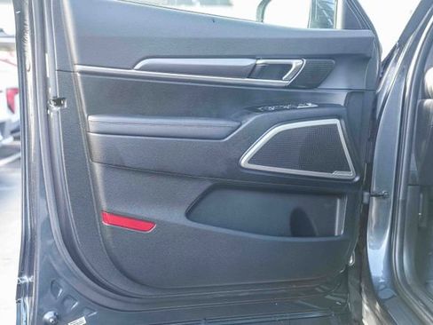 Certified 2023 Kia Telluride S w/ S Sunroof Package image 21