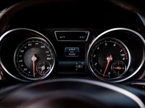 Used 2019 Mercedes-Benz GLS 450 4MATIC w/ Premium 1 Package image 21