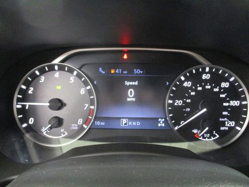 New 2025 Nissan Frontier SV image 18