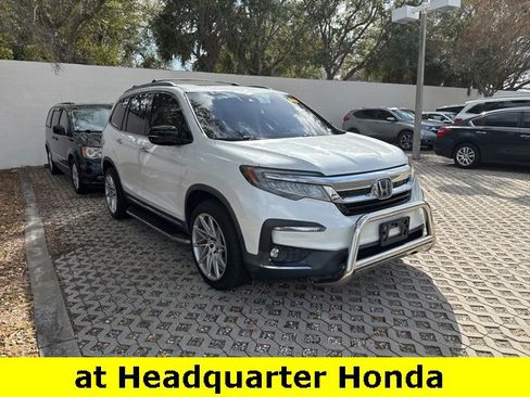 Used 2020 Honda Pilot Touring image 1