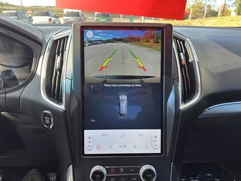 Certified 2022 Ford Edge Titanium w/ Equipment Group 301A image 24