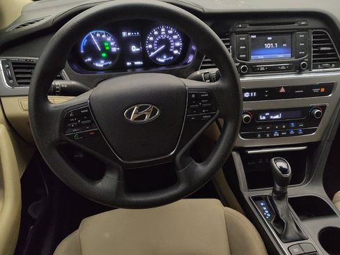 Used 2016 Hyundai Sonata SE FWD image 22