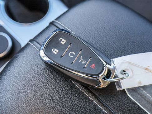 Used 2024 Chevrolet Blazer LT w/ Convenience Package image 32