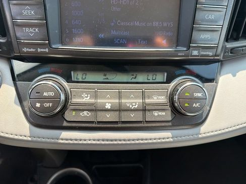 Used 2013 Toyota RAV4 Limited AWD/4WD image 19