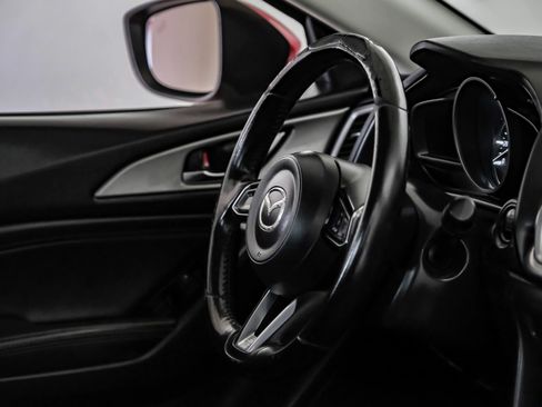 Used 2018 MAZDA MAZDA3 Touring image 14