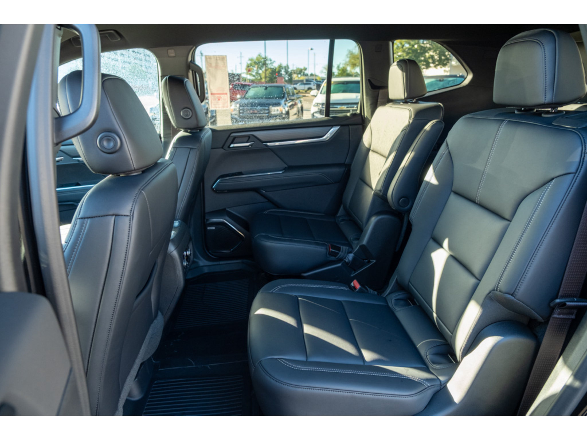 New 2027 GMC Acadia Elevation w/ Elevation Premium Package FWD image 13