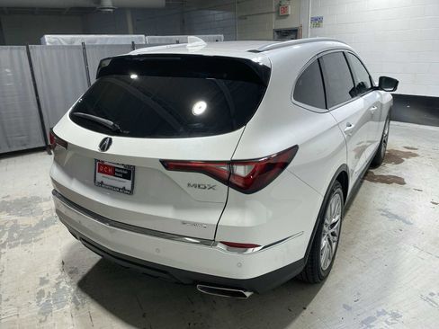 Used 2023 Acura MDX SH-AWD w/ Advance Package image 26