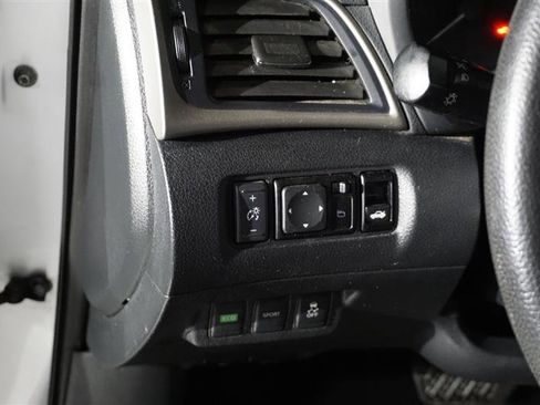 Used 2014 Nissan Sentra SV image 13