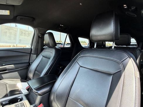 Used 2020 Ford Explorer XLT w/ Equipment Group 202A RWD image 22