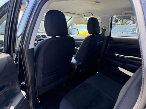 Used 2013 Mitsubishi Outlander Sport ES FWD image 13