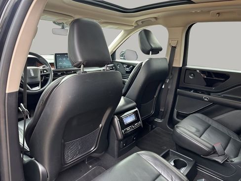 Used 2022 Lincoln Aviator Reserve w/ Elements Package Plus image 18