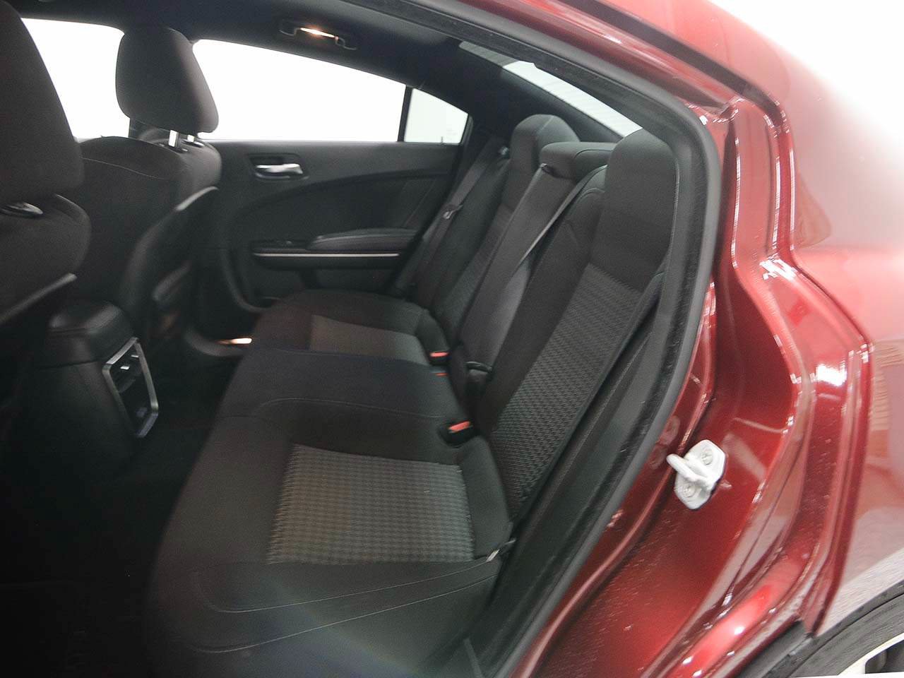 Used 2023 Dodge Charger R/T w/ Navigation & Travel Group RWD image 9