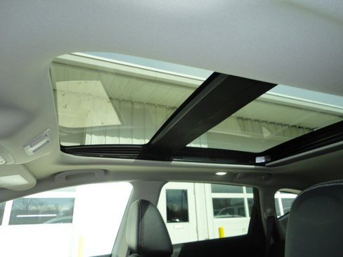 Used 2024 Nissan Murano Platinum image 9