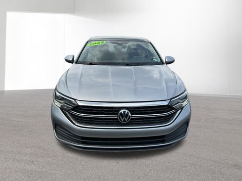 Used 2022 Volkswagen Jetta SE FWD image 13
