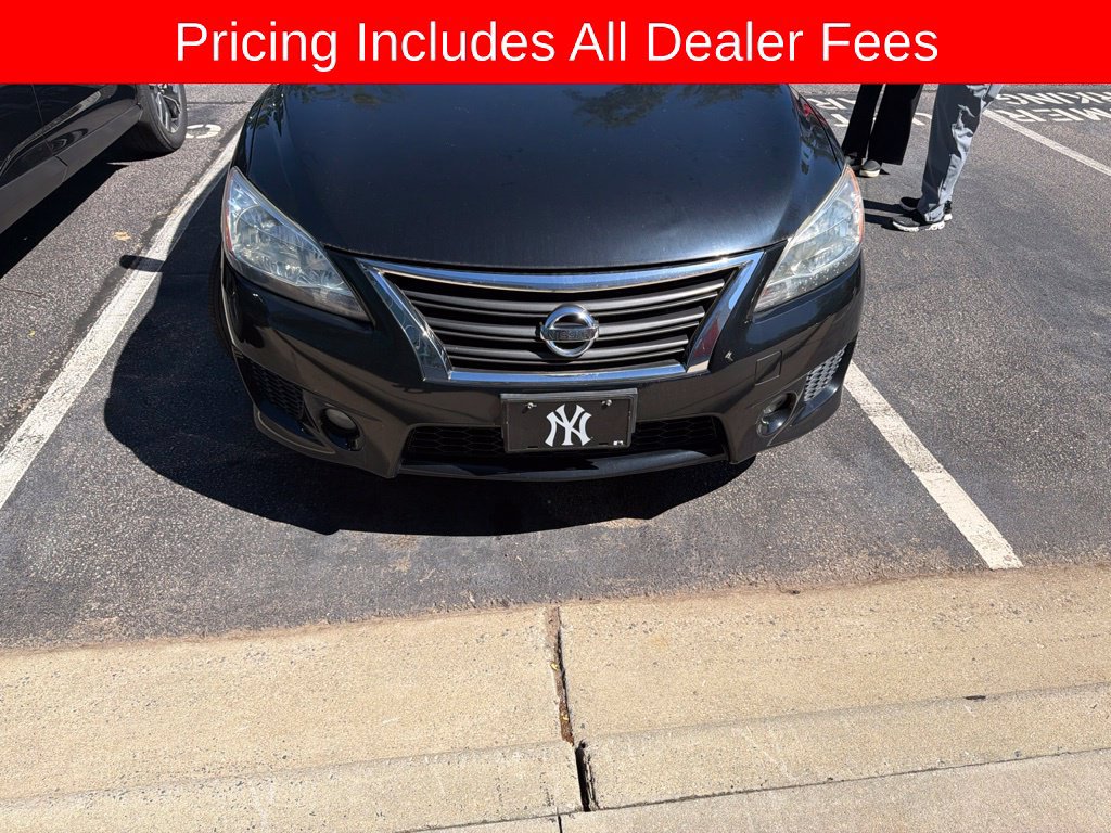 Used 2014 Nissan Sentra SR w/ SR Driver Package FWD image 2