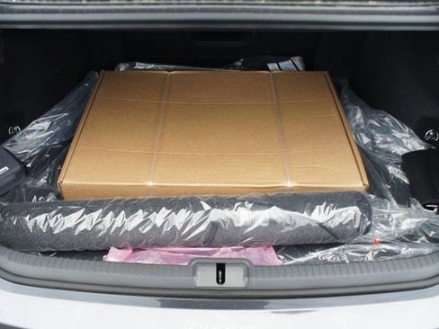 Used 2025 Lexus ES 350 w/ Premium Package image 17