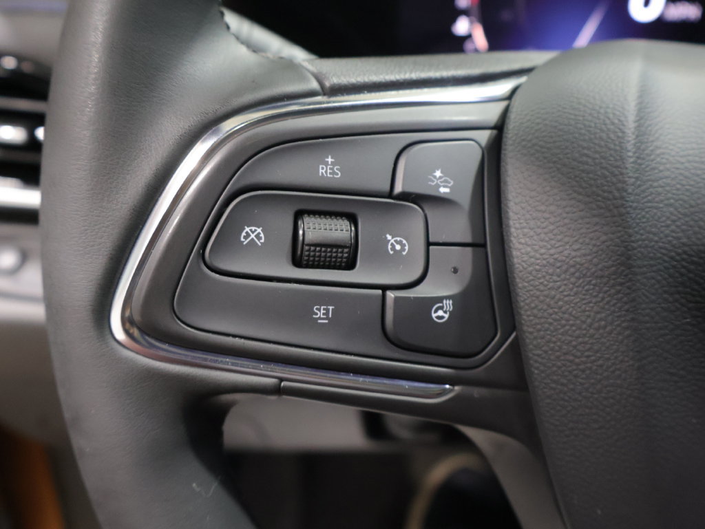 Used 2024 Buick Envista Sport Touring w/ Convenience I Package FWD image 37