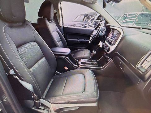 Used 2016 GMC Canyon SLE image 13