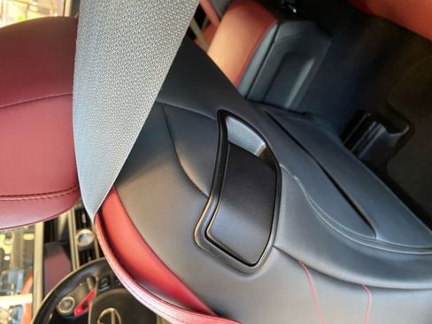 Used 2018 Lexus RC 300 image 19